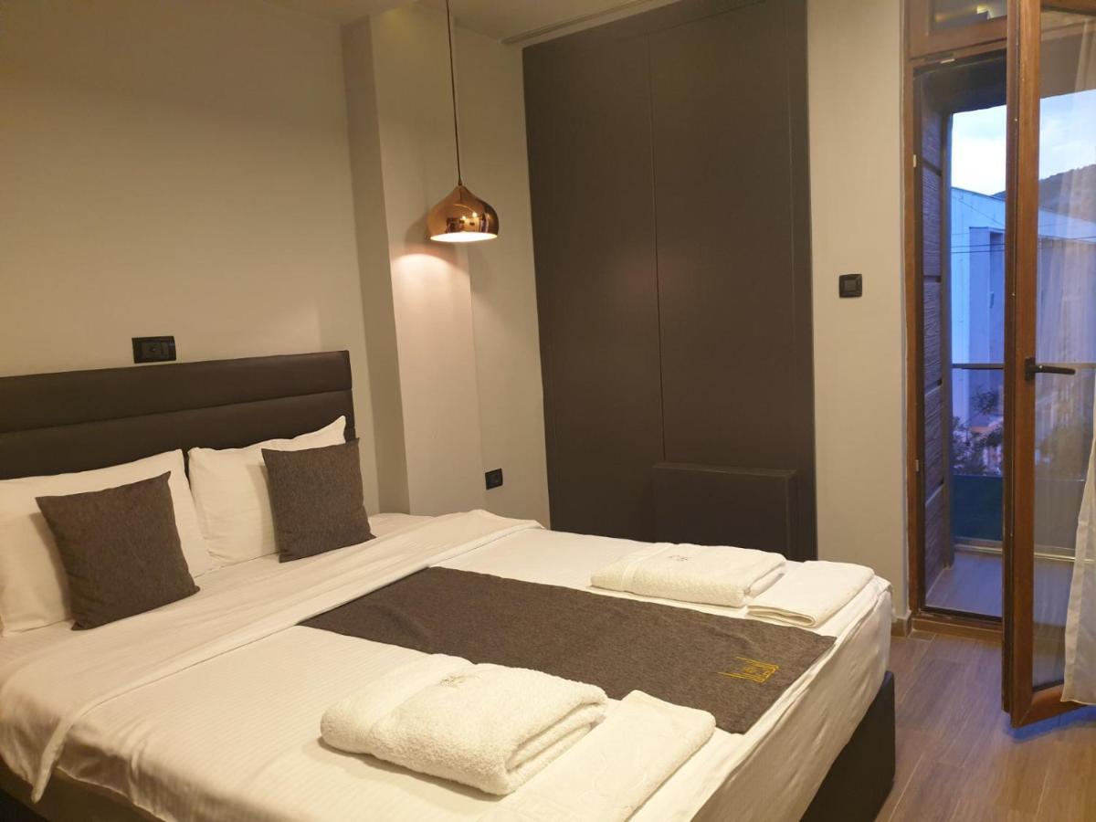 International Palace Veles Extérieur photo